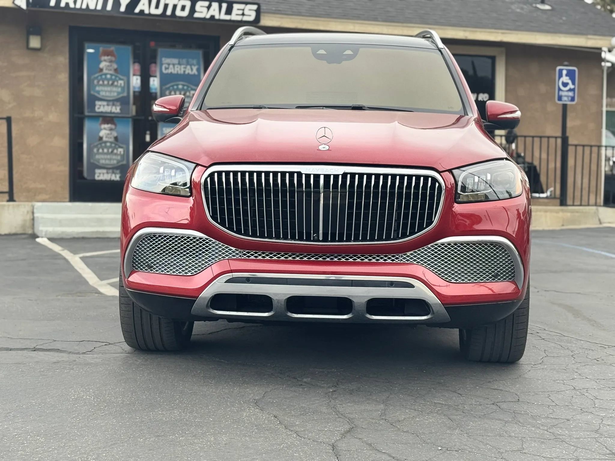 Used 2021 Mercedes-Benz Maybach GLS 600 4MATIC image 2