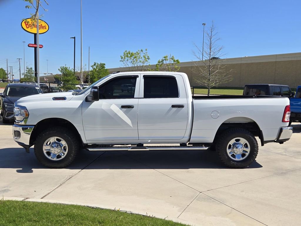 Used 2024 RAM 2500 Tradesman w/ Chrome Appearance Group AWD/4WD image 3
