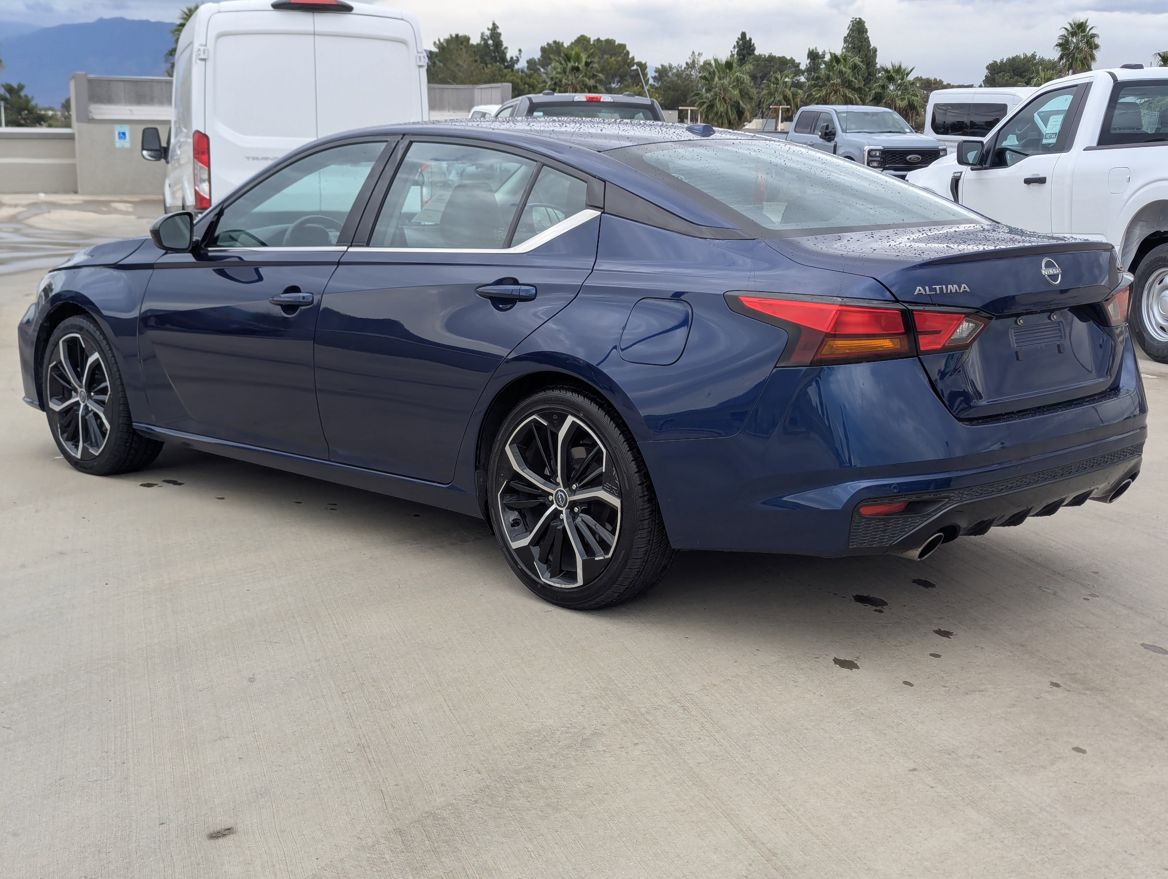 Used 2024 Nissan Altima 2.5 SR image 4