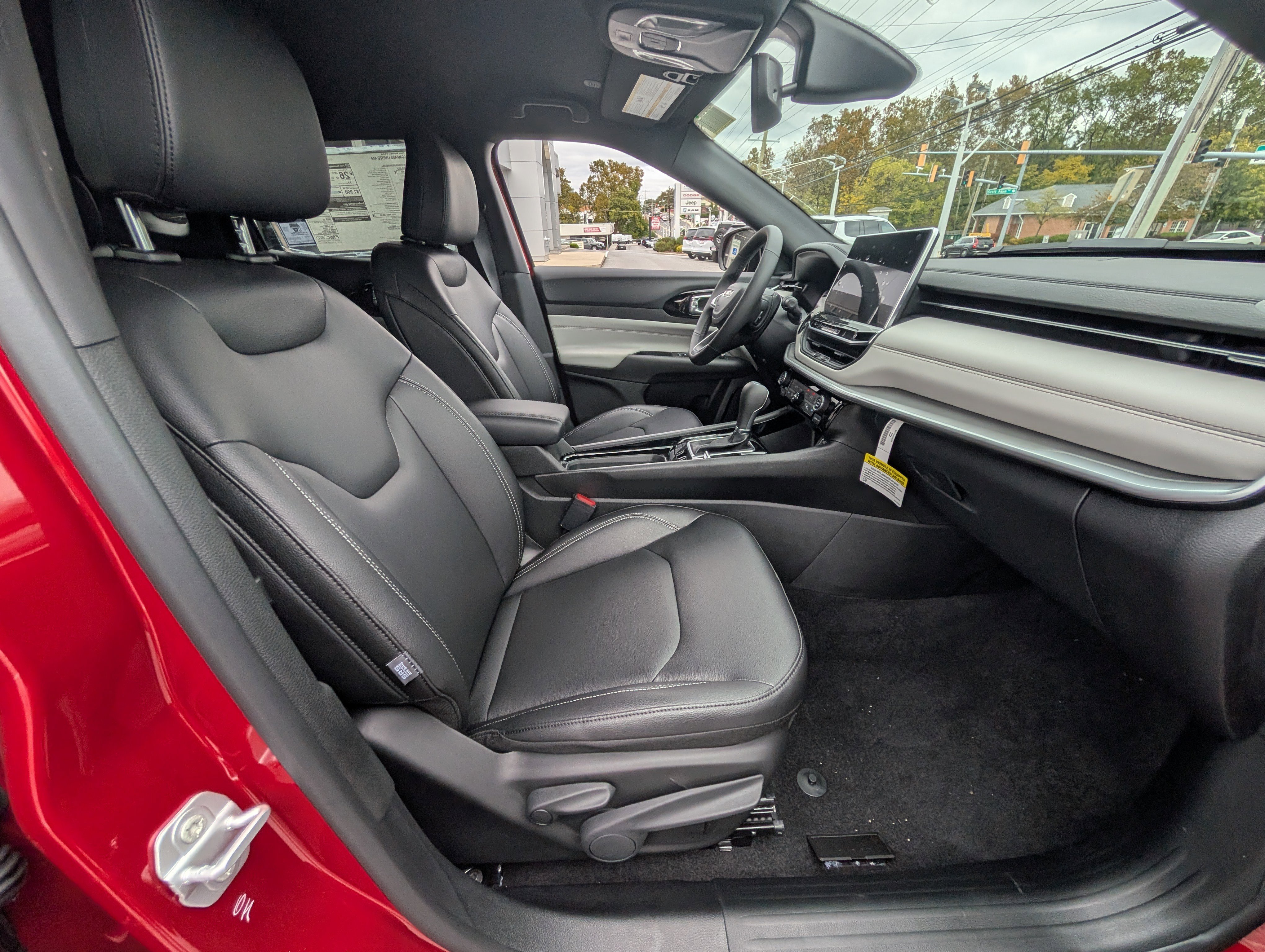 New 2026 Jeep Compass Limited image 4