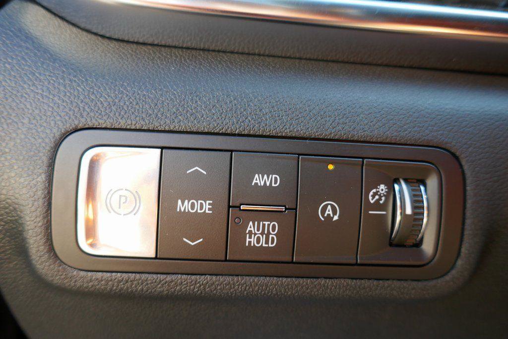 New 2026 GMC Terrain Elevation w/ Black Edition image 19