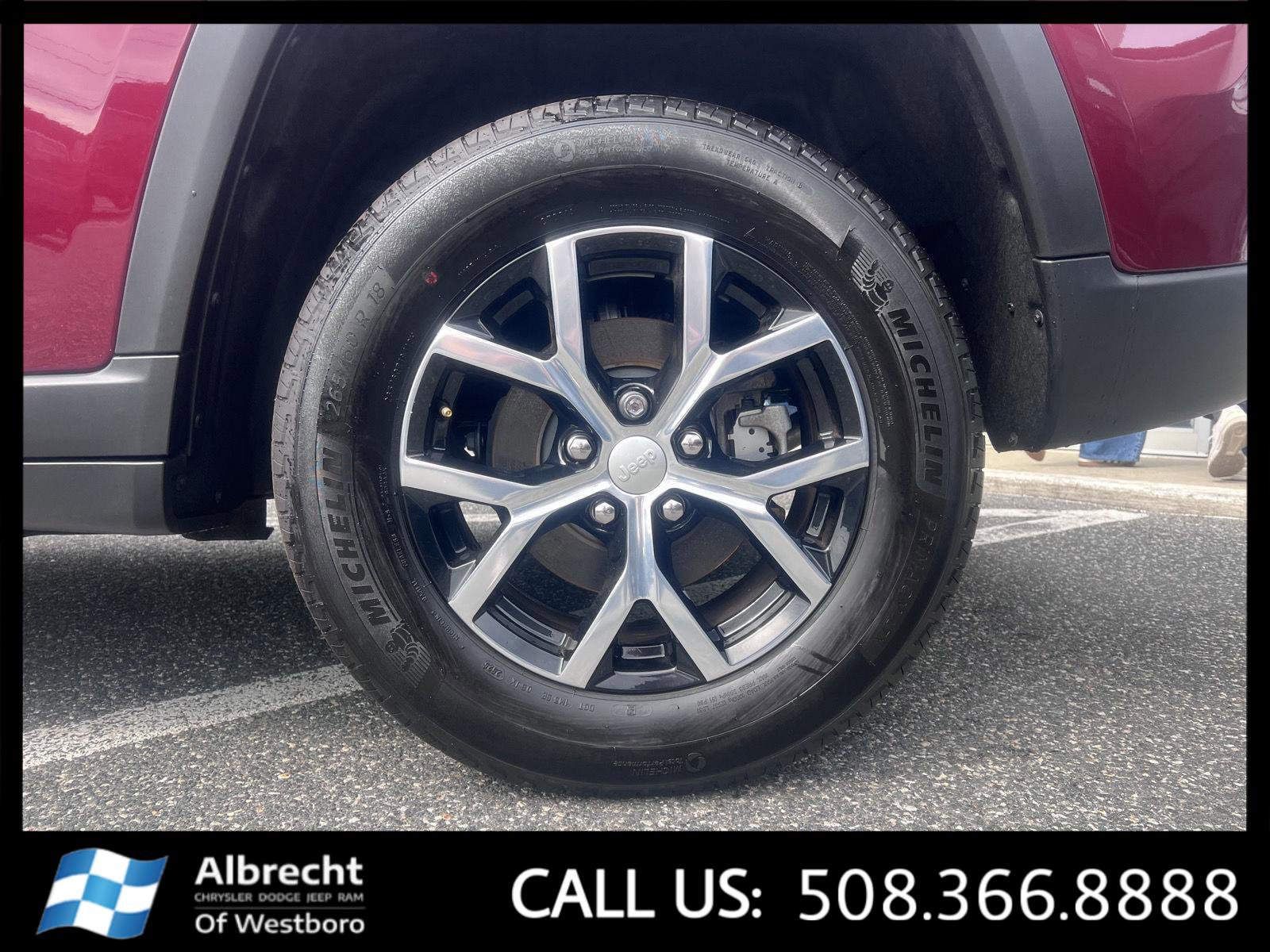 Used 2025 Jeep Grand Cherokee Limited AWD/4WD image 32