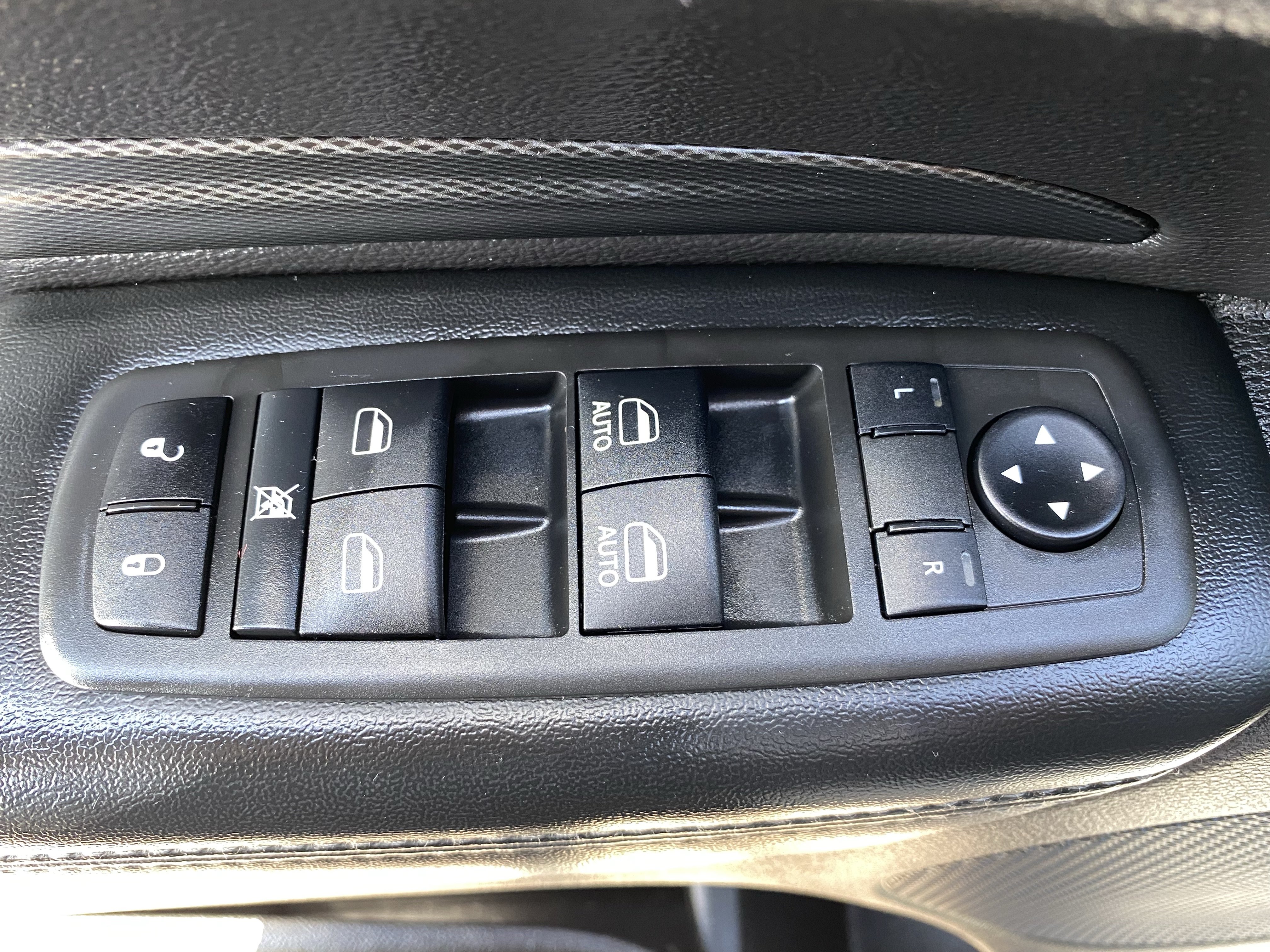 Used 2022 Dodge Durango GT RWD image 22