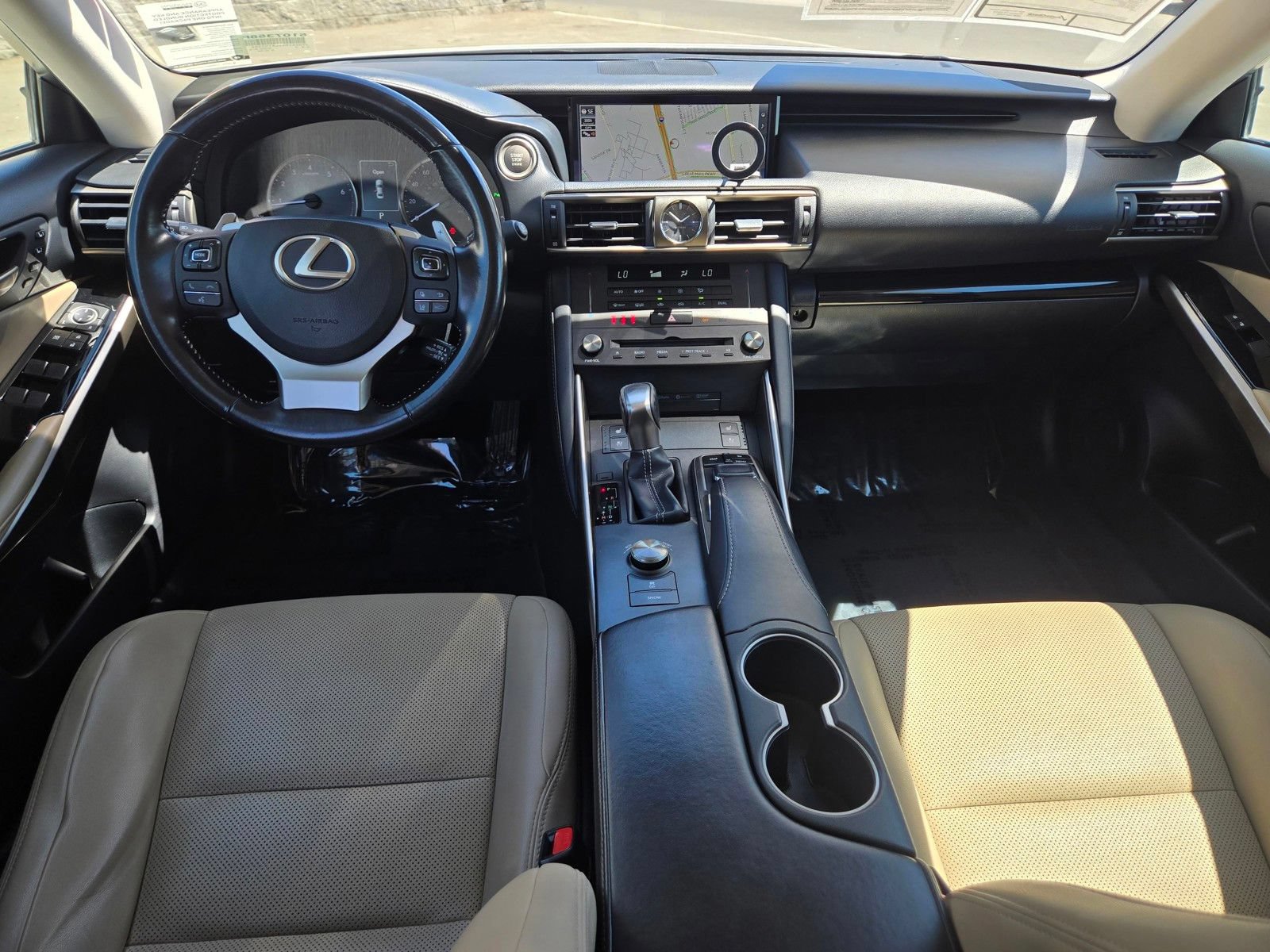Used 2020 Lexus IS 300 w/ Navigation Package RWD image 18