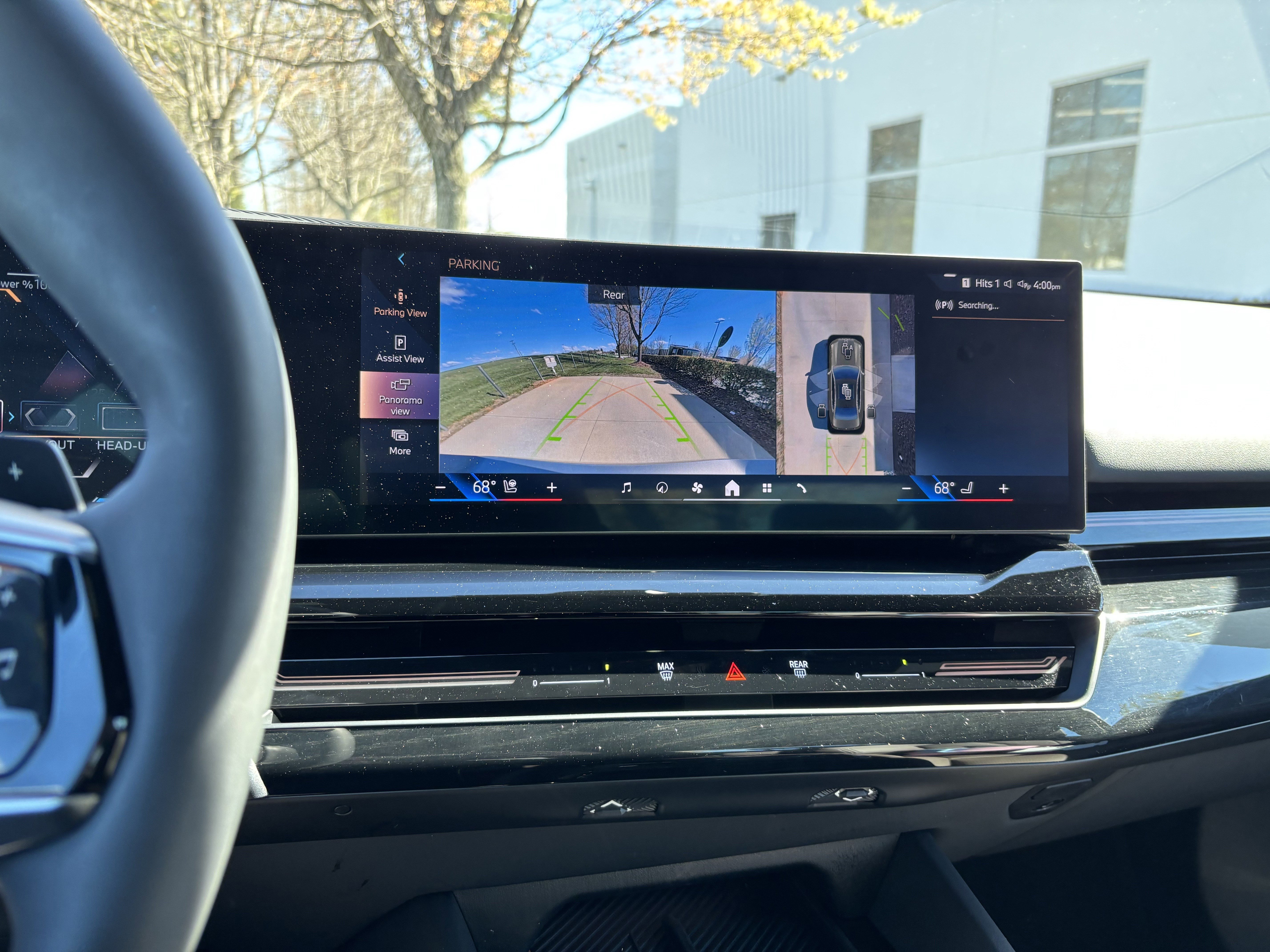Certified 2025 BMW 530i image 31