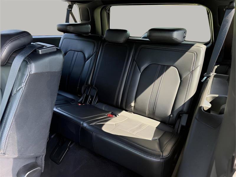 Used 2019 Ford Expedition Max Limited AWD/4WD image 29