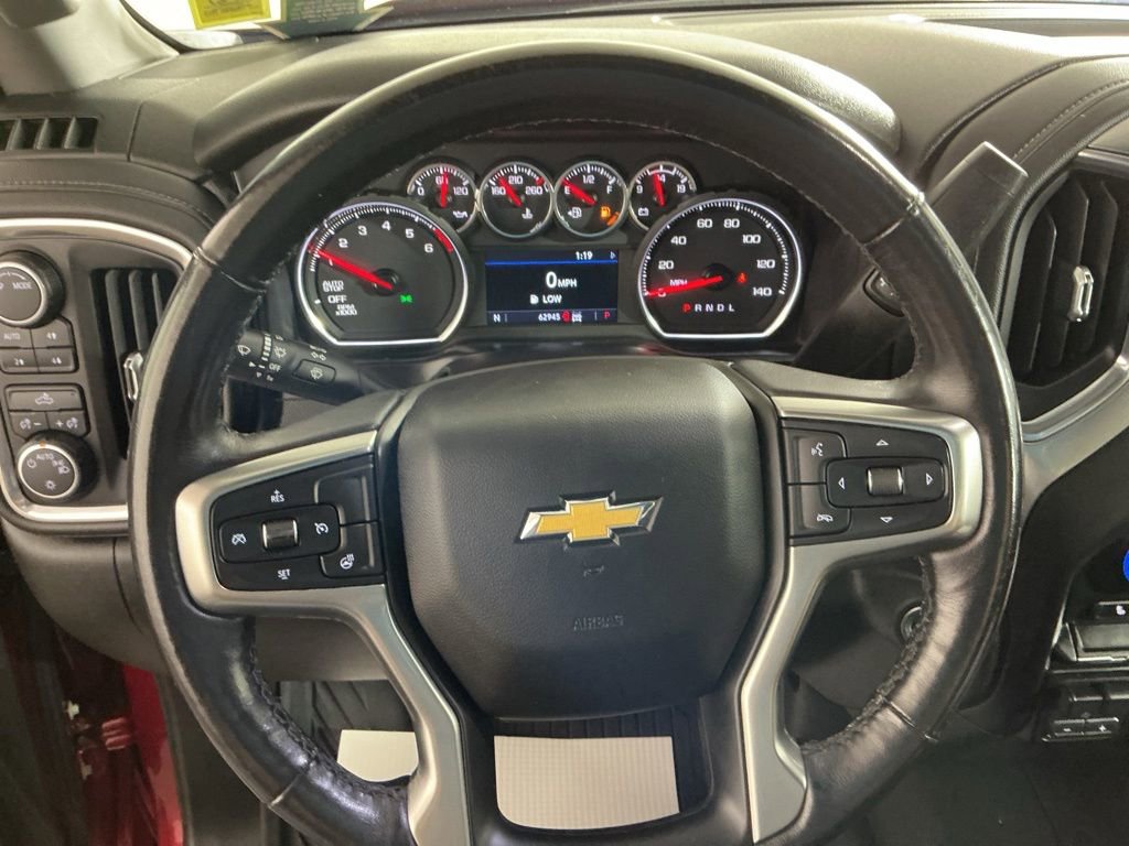 Used 2021 Chevrolet Silverado 1500 LT AWD/4WD image 17