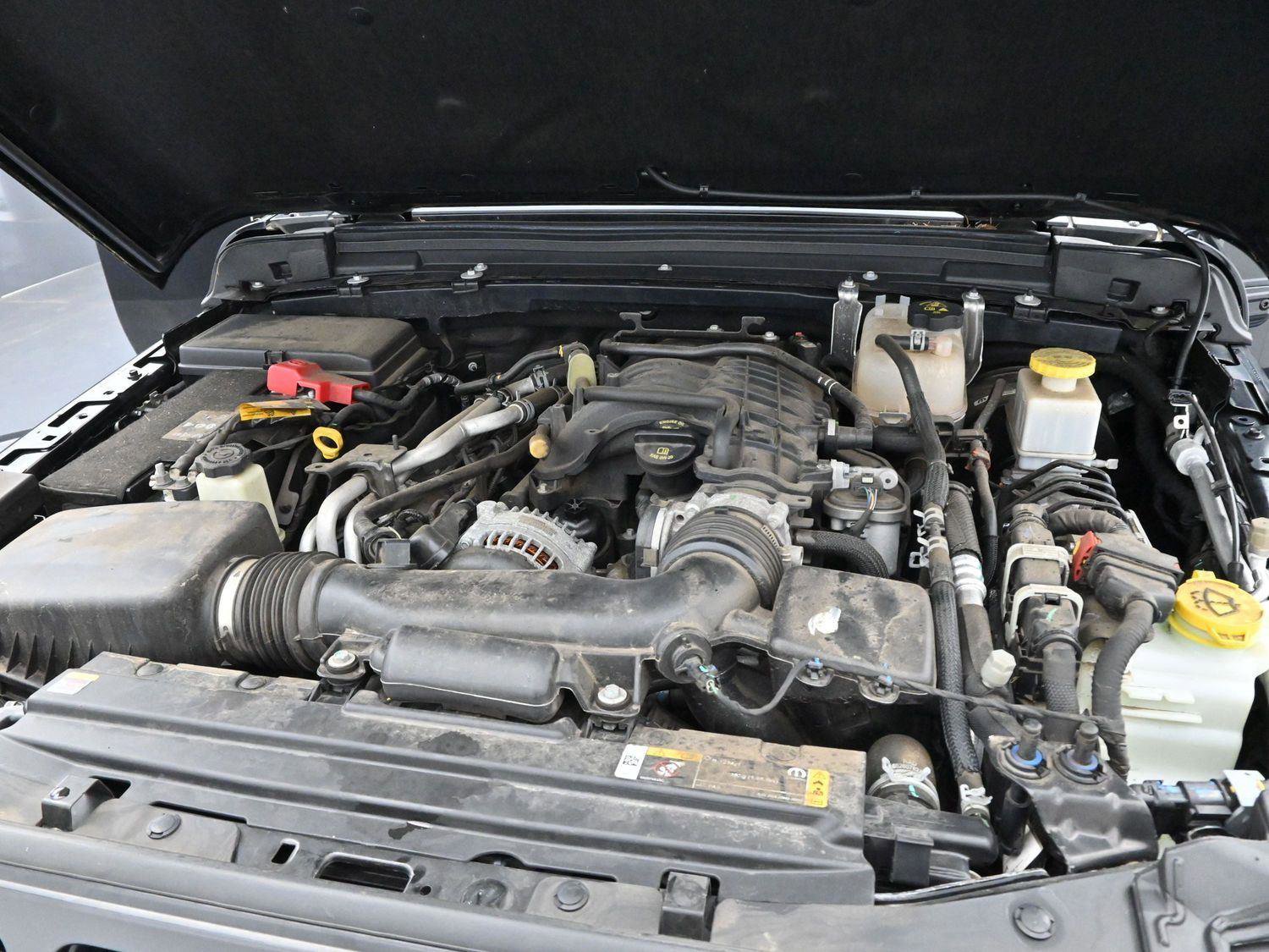 Used 2021 Jeep Gladiator Overland image 32