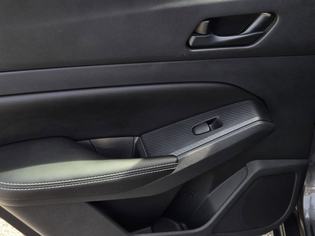 Certified 2024 Nissan Altima 2.5 SV w/ SV Premium Package image 10