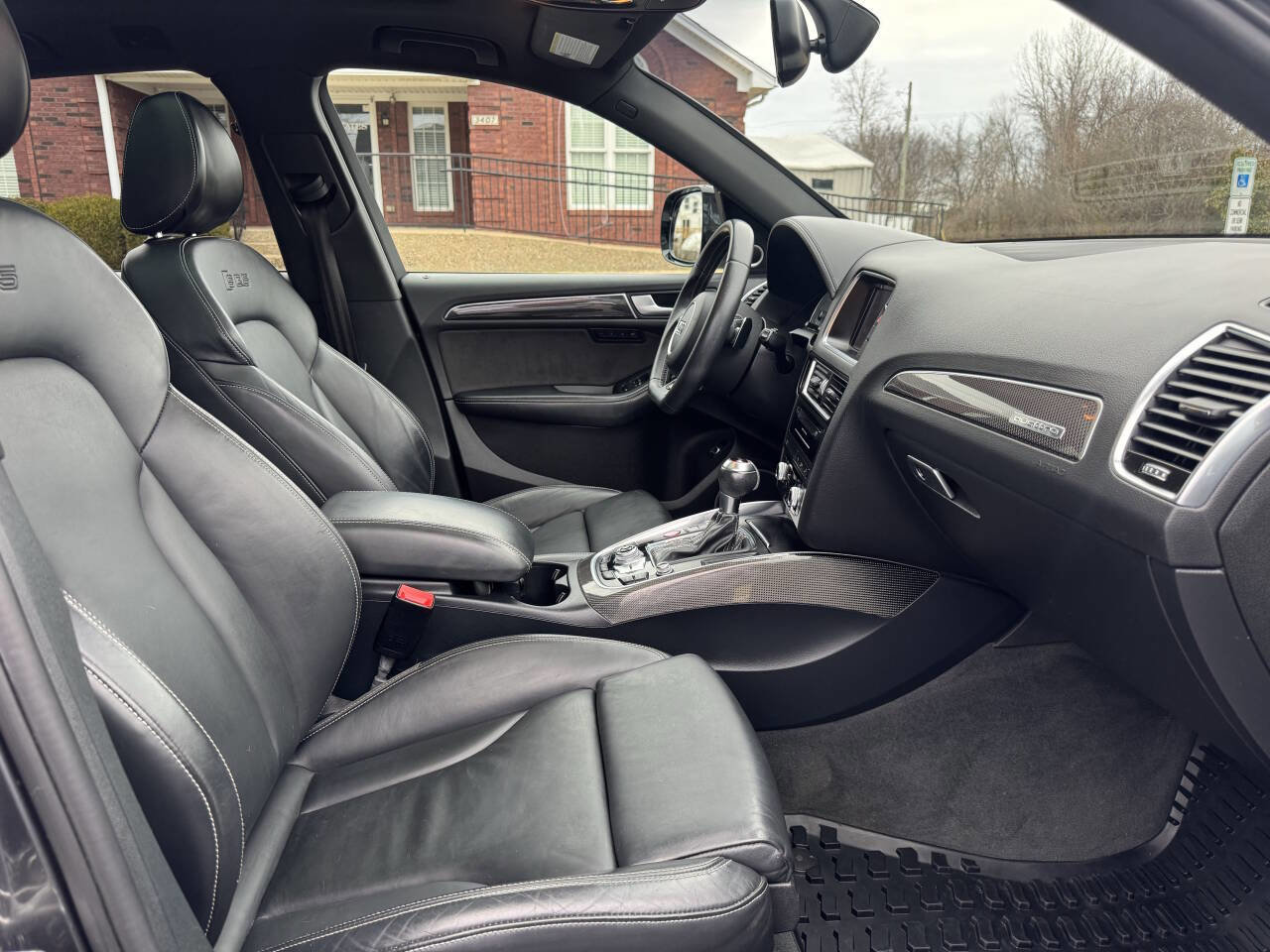 Used 2017 Audi SQ5 Premium Plus w/ Technology Package image 22