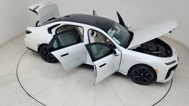 Used 2025 BMW 740i xDrive image 83