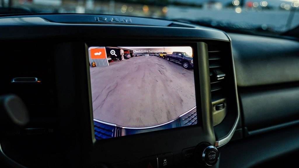 Used 2024 RAM 3500 Big Horn image 27