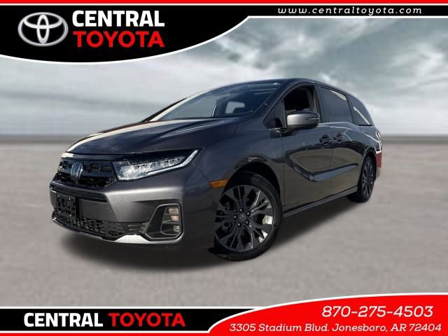 Used 2025 Honda Odyssey Touring image 1