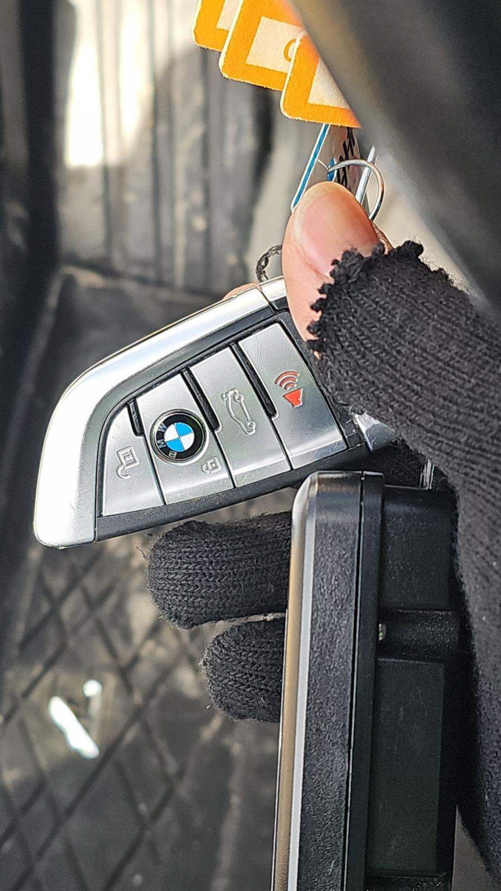 Used 2022 BMW 740i xDrive w/ Premium Package AWD/4WD image 16