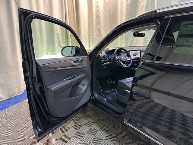 New 2026 Volkswagen Atlas SEL Premium R-Line image 11