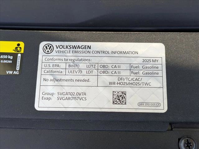 Used 2025 Volkswagen Atlas SEL Premium R-Line image 26