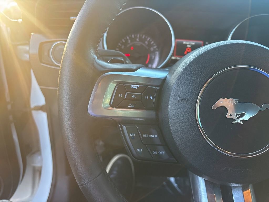 Used 2018 Ford Mustang Coupe w/ Ecoboost Performance Package image 31