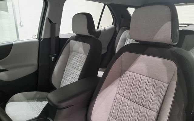 Used 2023 Chevrolet Equinox LS FWD image 16