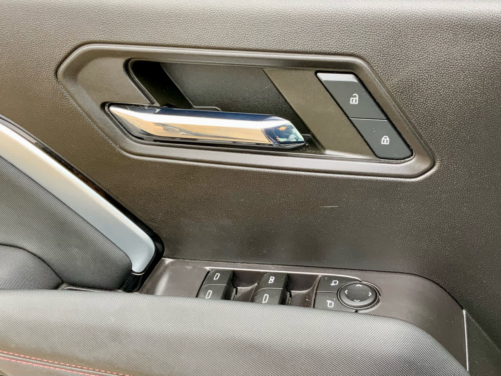 Certified 2023 Chevrolet Colorado Z71 w/ Z71 Convenience Package 2 image 55