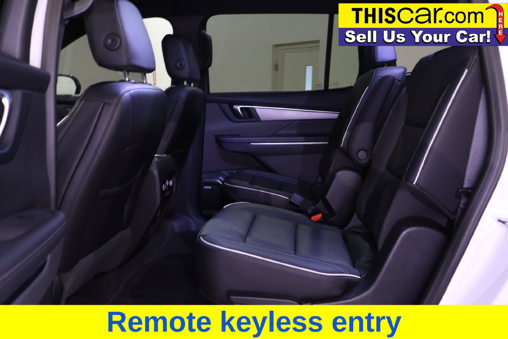 Used 2025 Buick Enclave Sport Touring w/ Power Package FWD image 29