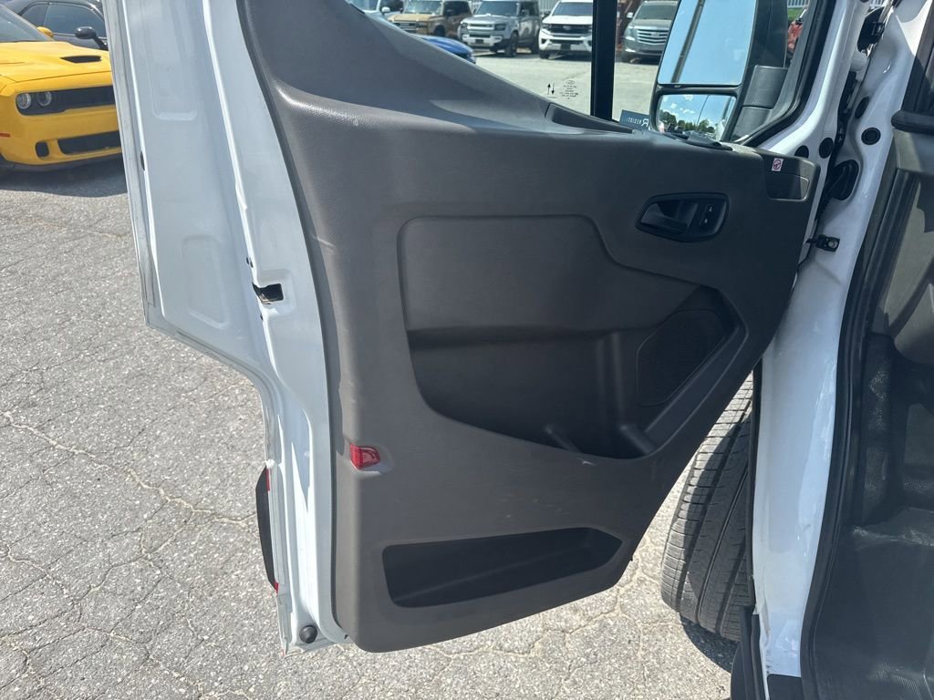 Used 2020 Ford Transit 250 Medium Roof RWD image 19
