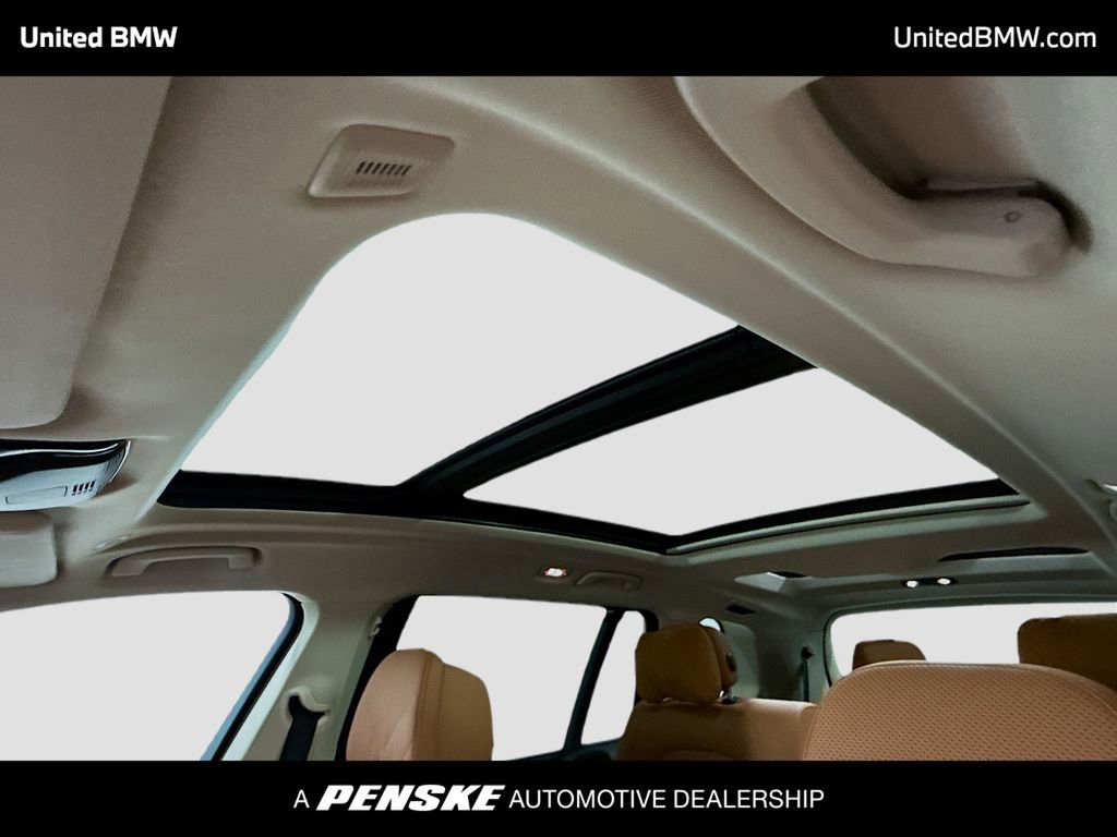 Used 2023 BMW X7 xDrive40i w/ Executive Package AWD/4WD image 12