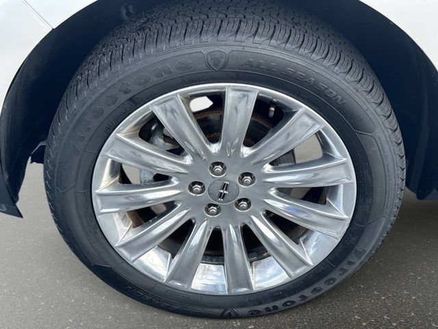 Used 2014 Lincoln MKX FWD w/ Equipment Group 102A image 10
