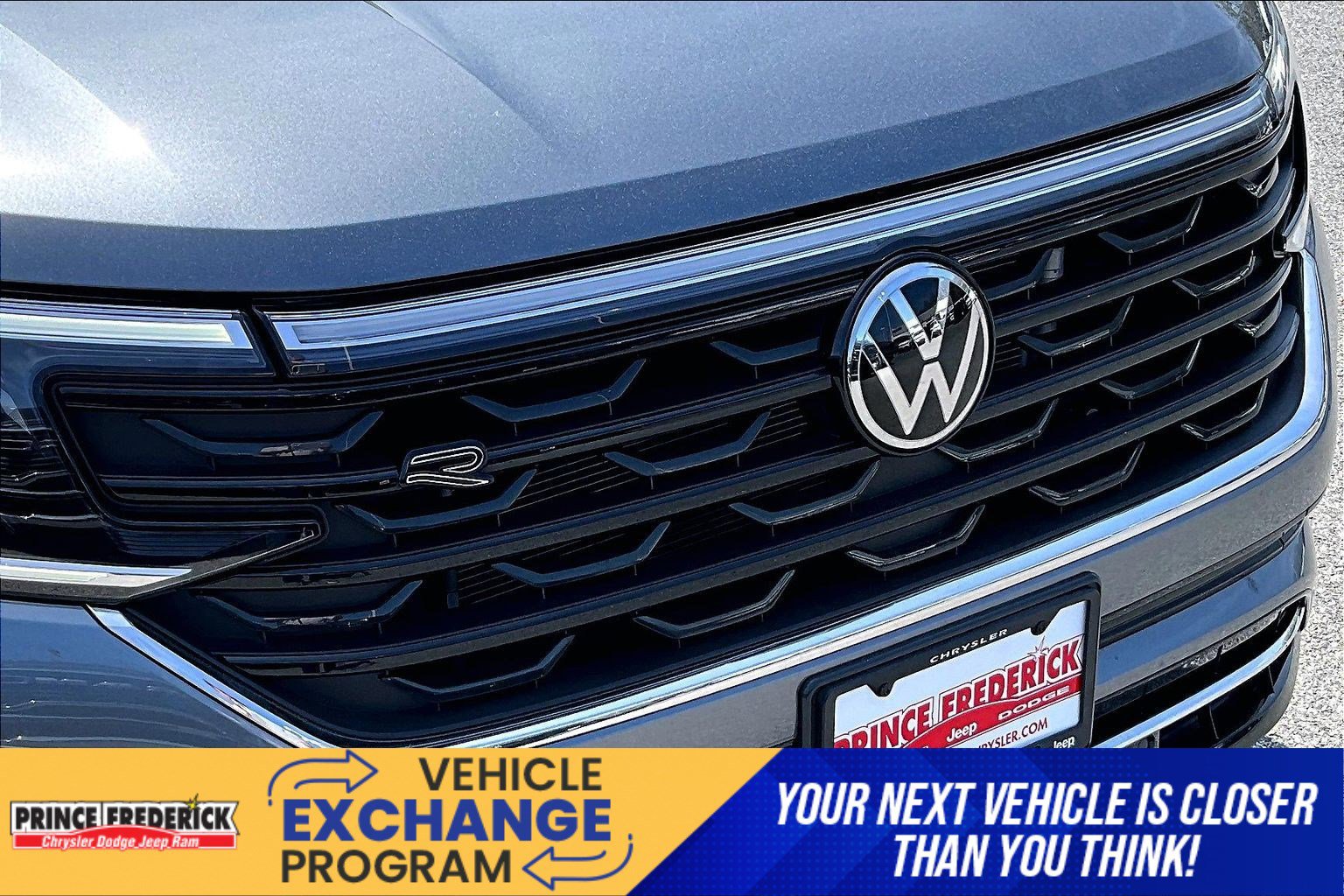 Used 2024 Volkswagen Atlas Cross Sport SEL R-Line AWD/4WD image 26