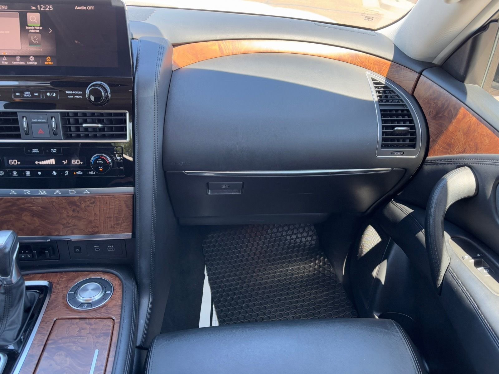 Certified 2024 Nissan Armada SL w/ Captain's Chairs Package image 15