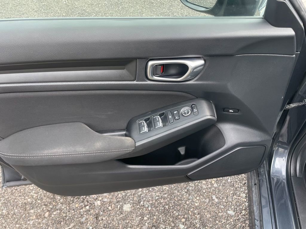 Used 2022 Honda Civic Sport image 11