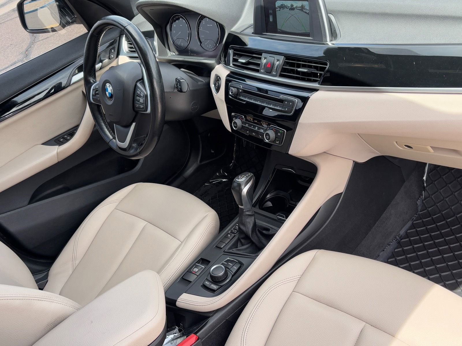 Used 2018 BMW X1 sDrive28i w/ Convenience Package image 9