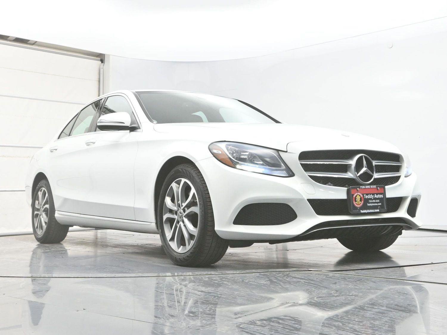 Used 2018 Mercedes-Benz C 300 4MATIC Sedan image 30