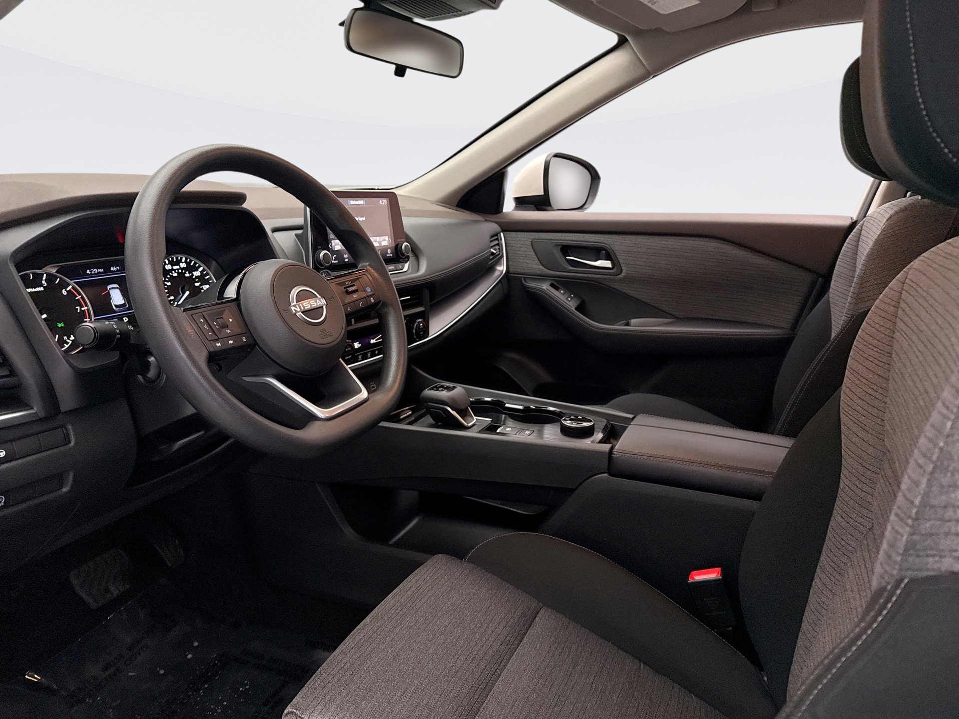 Used 2023 Nissan Rogue SV image 10