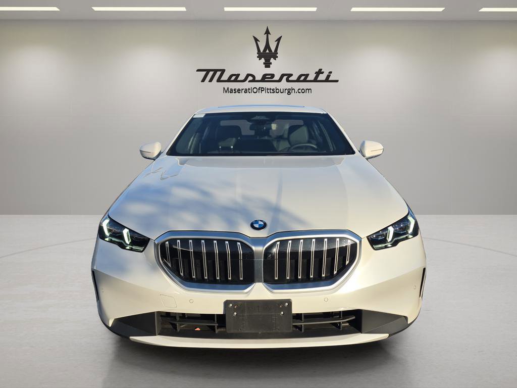 Used 2025 BMW 530i xDrive image 8