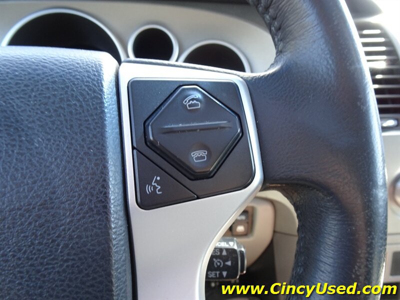 Used 2015 Toyota Sequoia Limited AWD/4WD image 25
