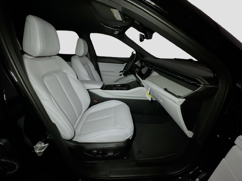 New 2026 Jeep Cherokee Limited AWD/4WD image 35