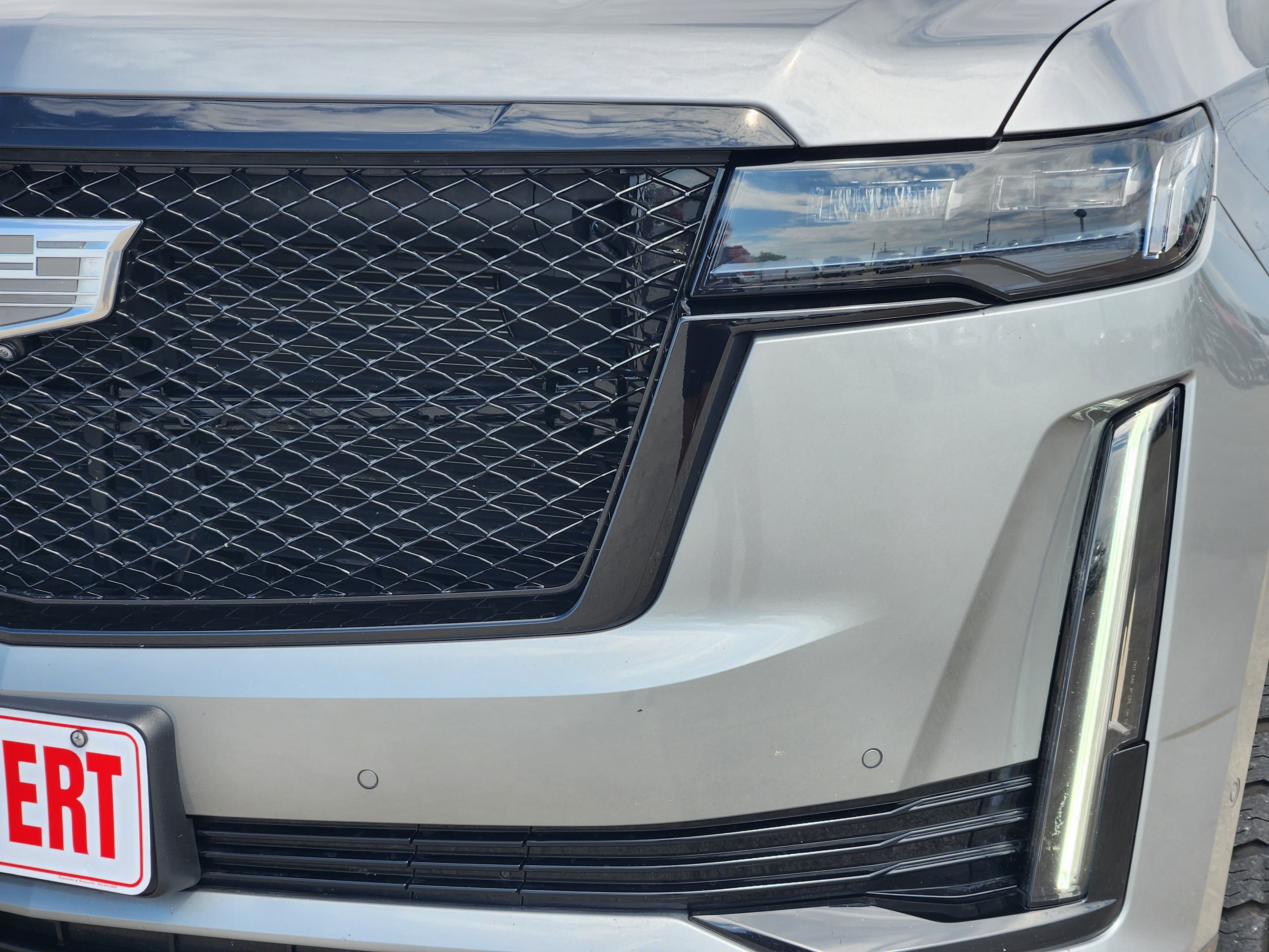 Used 2023 Cadillac Escalade ESV Sport w/ Touring Package AWD/4WD image 8