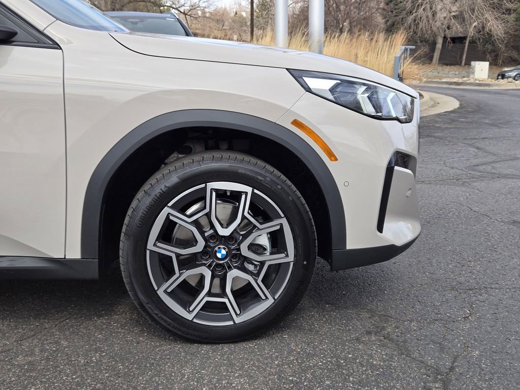 New 2026 BMW X2 xDrive28i w/ Convenience Package image 9