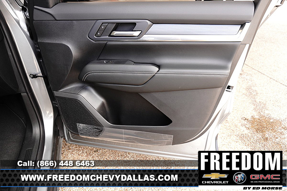 New 2026 GMC Terrain Elevation w/ Elevation Premium Package FWD image 38