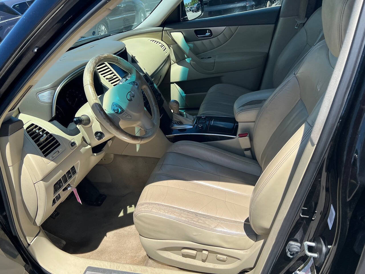 Used 2013 INFINITI FX37 AWD w/ Premium Pkg image 2