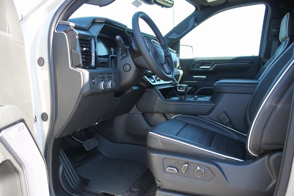 New 2026 GMC Sierra 1500 AT4X image 13