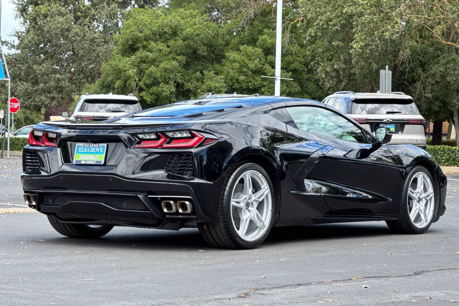 Used 2025 Chevrolet Corvette Stingray Premium Cpe w/ 3LT RWD image 3