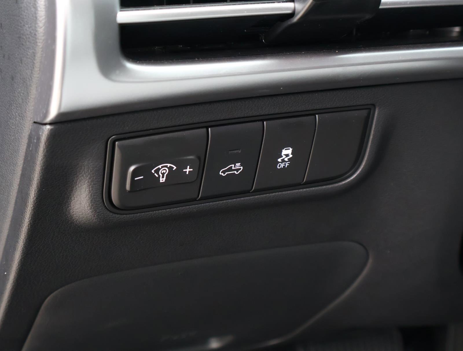 Used 2026 Hyundai Santa Cruz SEL image 22