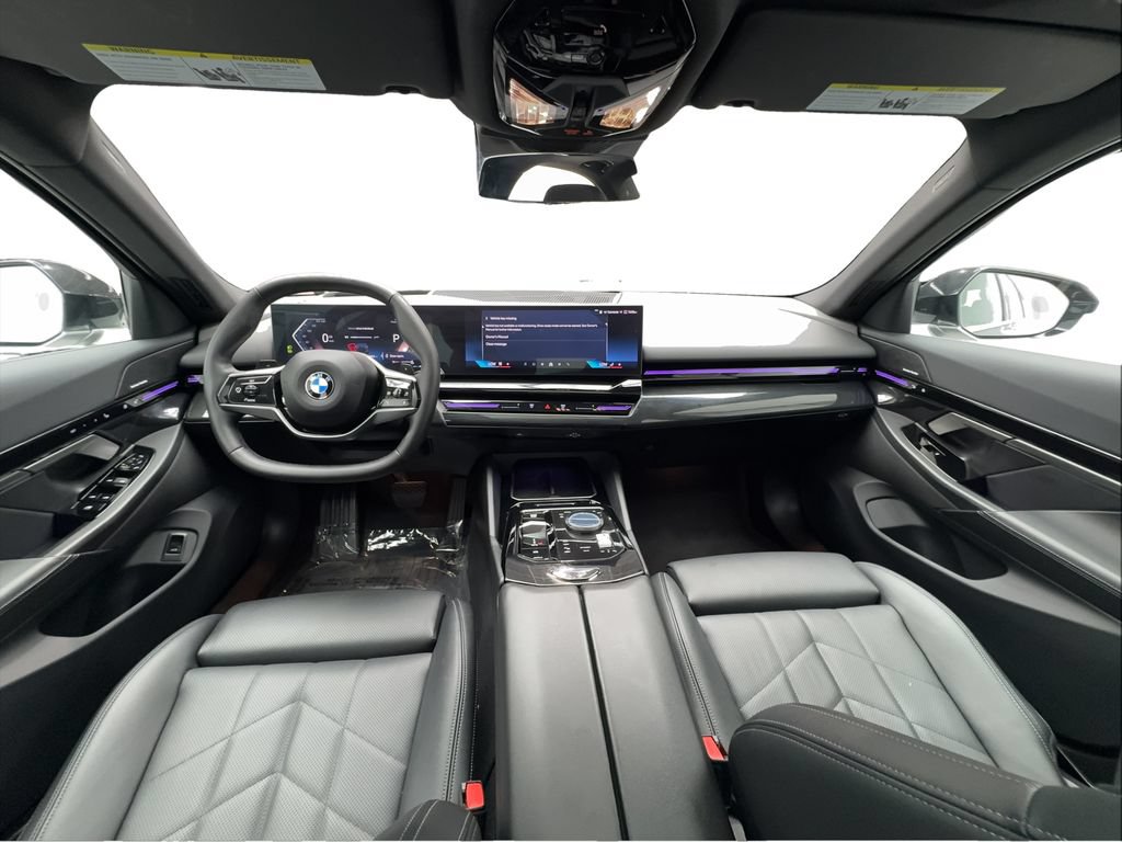 Used 2026 BMW 530i xDrive AWD/4WD image 40