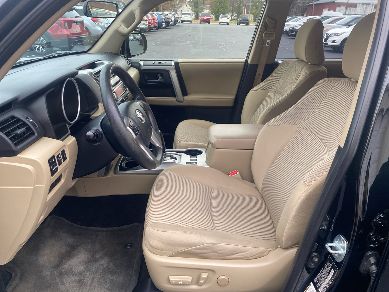 Used 2013 Toyota 4Runner Limited image 11