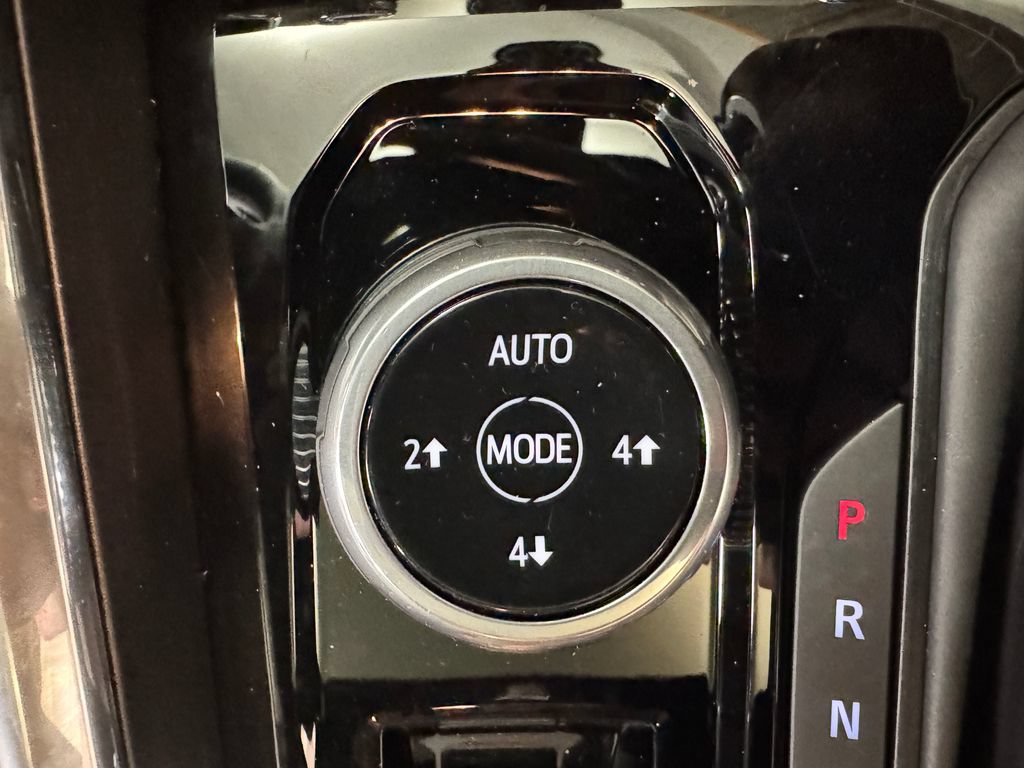 New 2026 GMC Canyon Denali w/ LPO, Denali Black Edition AWD/4WD image 14