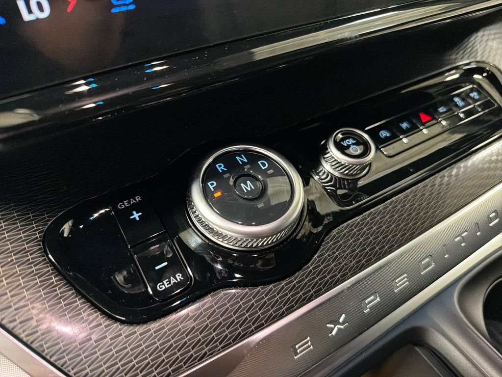 New 2027 Ford Expedition Platinum w/ Stealth Appearance Package RWD image 27