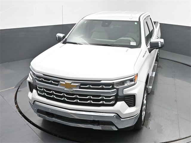 Used 2025 Chevrolet Silverado 1500 LTZ image 38