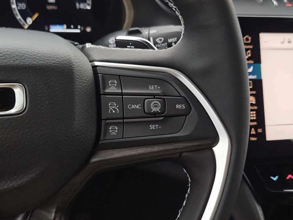 New 2026 Jeep Grand Cherokee Altitude image 15