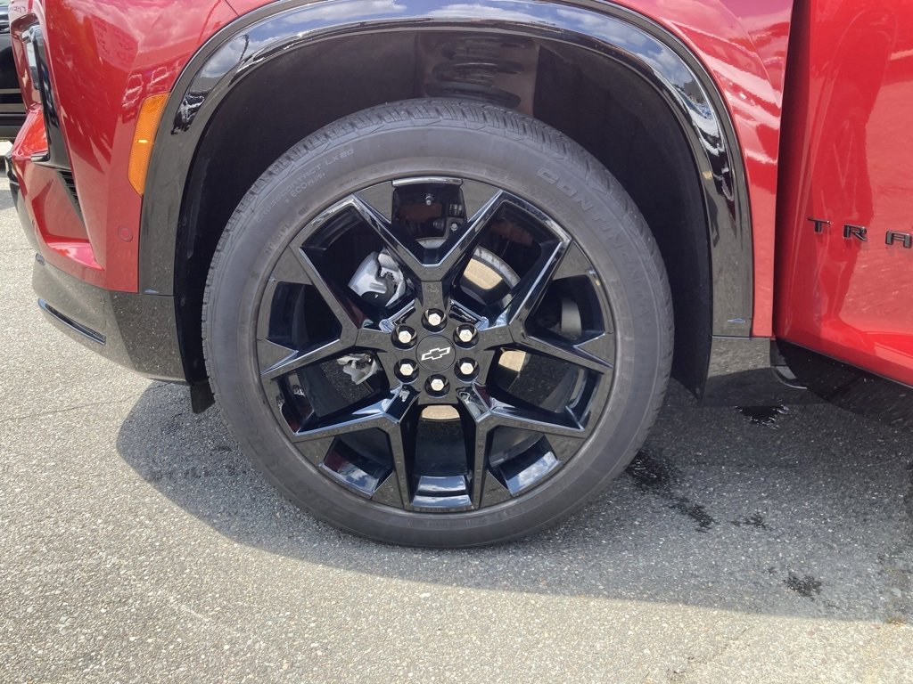 Used 2024 Chevrolet Traverse RS w/ LPO, Floor Liner Package image 25